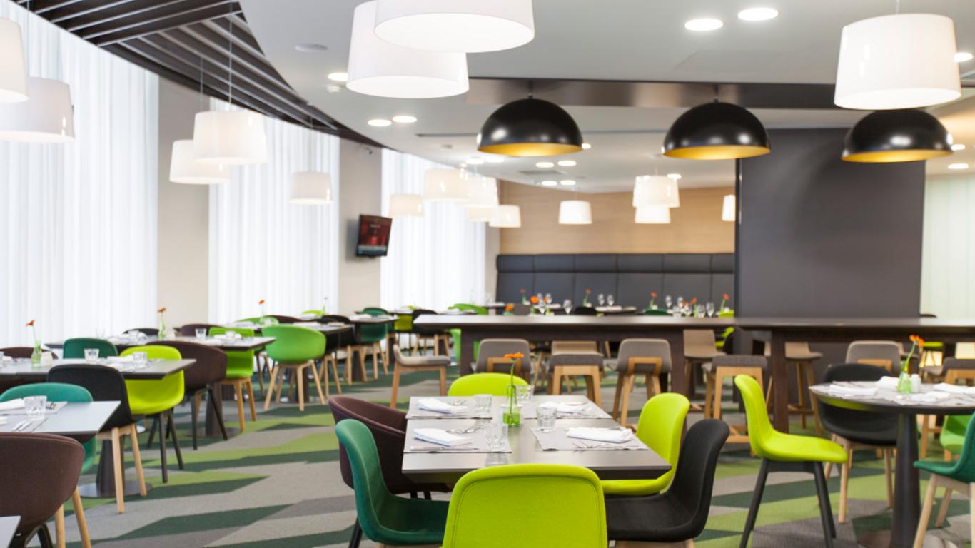 Novotel Saint Petersburg Centre