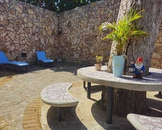 Nica Valley - Rivas - Patio