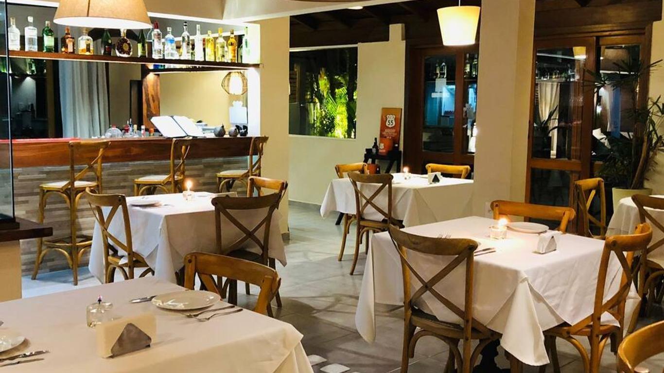 Hiu Hotel