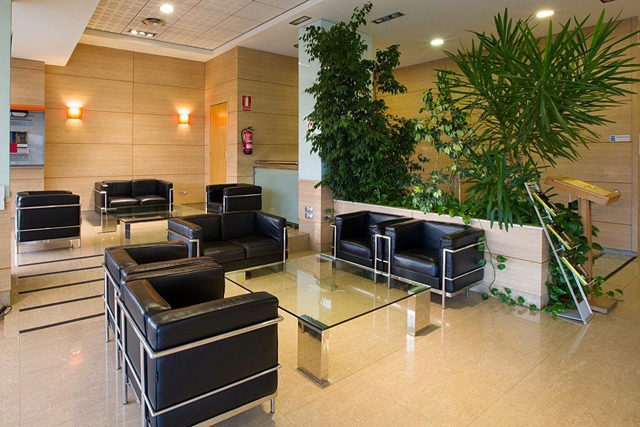 لا بورونيا - غيخون - ردهة