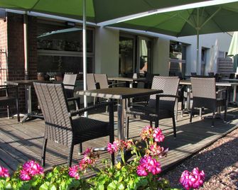 L'auberge Du Cochon D'or - Honfleur - Patio