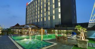 Swiss-Belinn Saripetojo Solo - Surakarta City - Toà nhà