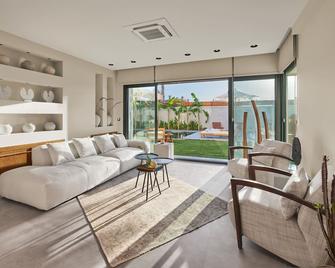 Meruno Alacati - Cesme - Sala de estar