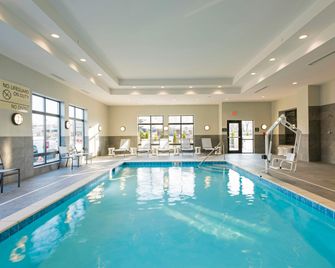 Hampton Inn & Suites West Lafayette - West Lafayette - Zwembad