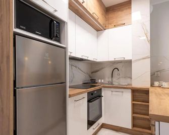 Apartament w Centrum Ciechocinka - Ciechocinek - Kuchyň