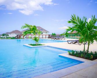 Richmond Villa Rental Management - Ocho Rios - Pool