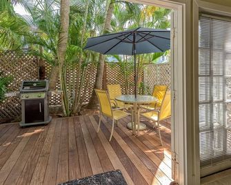 Hidden Oasis Colony - Key West - Patio