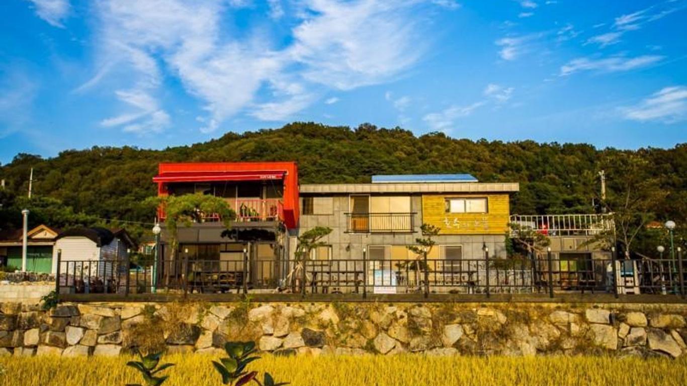 호수와노을 펜션