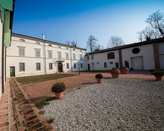 Locanda Ca' Rossa - Piadena - Building