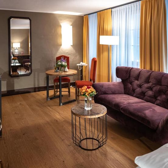 Living room view of Altstadt Hotel Stadtkrug