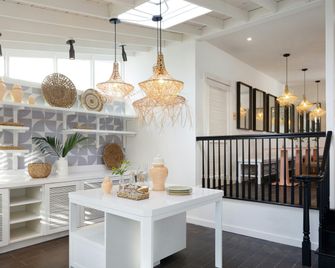 Ella's Cottages - Key West Historic Inns - Key West - Restaurant