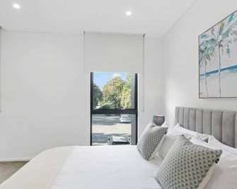 Saltwater Escape - Contemporary Seaside Stunner - Shellharbour - Bedroom