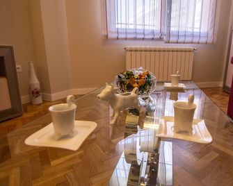 Habitahost Cervantes - Cuenca - Comedor