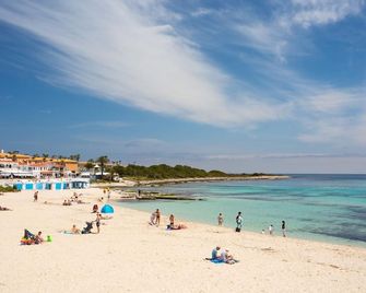 Villa Trepuco Uno - Three Bedroom Villa, Sleeps 6 - Sant Lluís - Beach