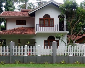 House Of Le Meridien - נגומבו - בניין