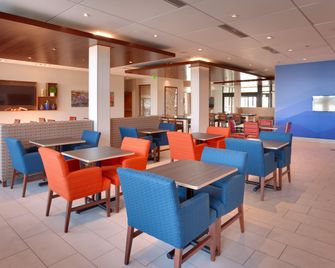 Holiday Inn Express & Suites Phoenix West - Buckeye By IHG - Buckeye - Restaurante
