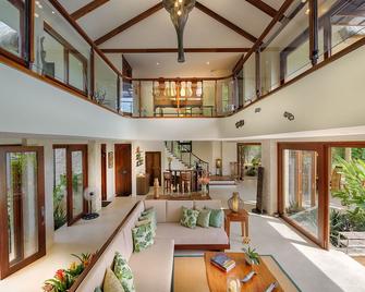 Exclusive Clifftop Luxury Private Villa Bohol Island, Philippines.Fully staffed\n - Guindulman - Lobby