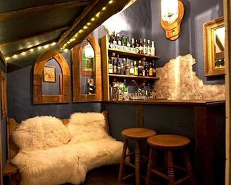 The Great House B&b - Minehead - Bar