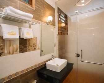 Thinh Gia Phat Hotel Hoang Hoa Tham - Ciudad Ho Chi Minh - Baño