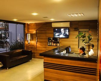 M Tower Hotel - Pelotas - Front desk