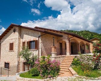 Il Casale Della Regina - Arpino - Edificio