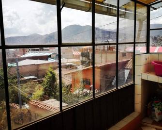 Chusay Homestay View - Cusco - Balcón