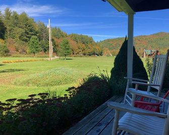 Artisan Ski House For Groups! Killington + Okemo In Minutes. Walk To Long Trail - Bridgewater - Patio