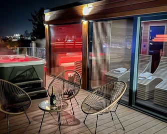 Boutique Hotel11 With Rooftop Spa - Nitra