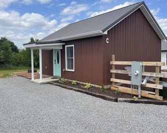 Lake Daze - Cottage C - Campbellsville - Budova