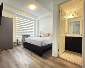 Keppel Circle Residence - Brampton