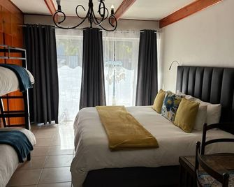 Angels Haven Guest House - בלואמפונטיין - חדר שינה