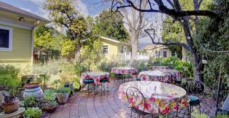 Secret Garden Inn And Cottages - Santa Barbara - Uteplats