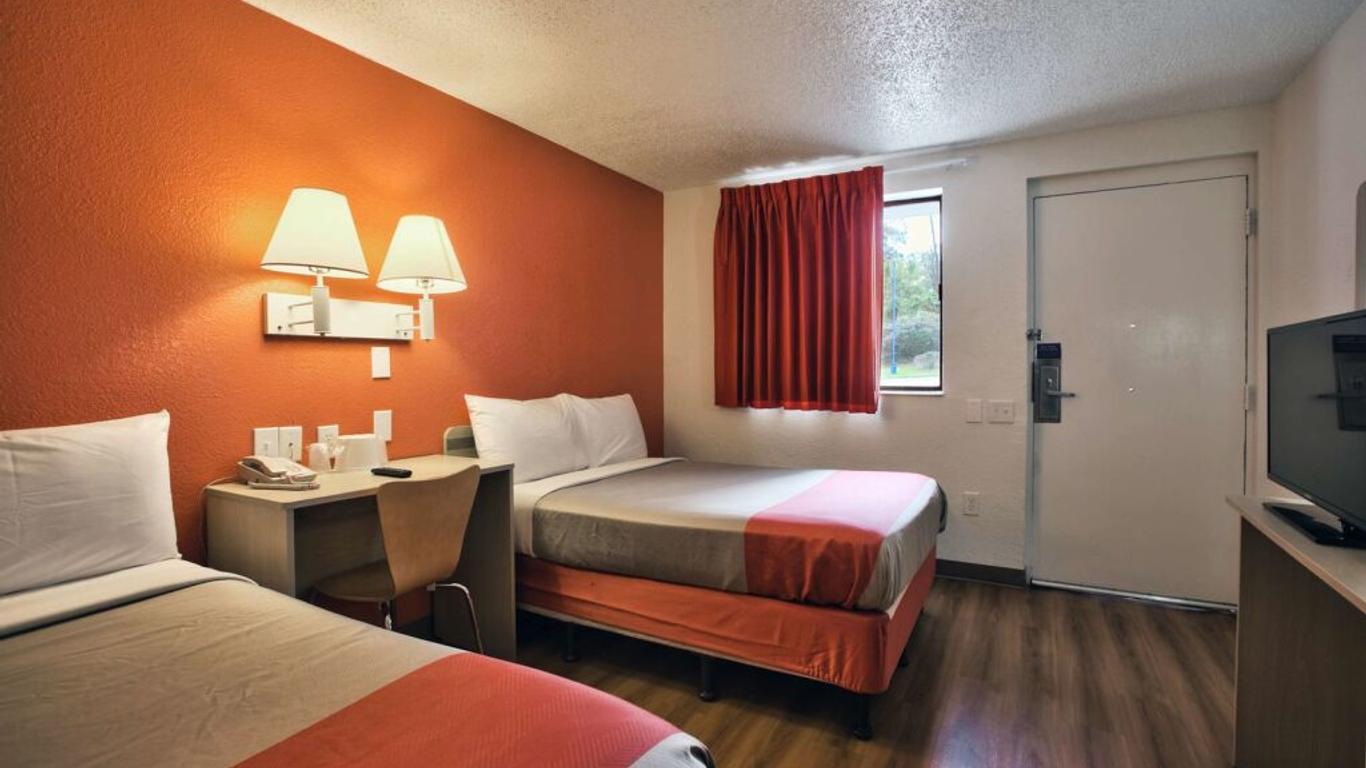 Loyalty Inn Tallahassee