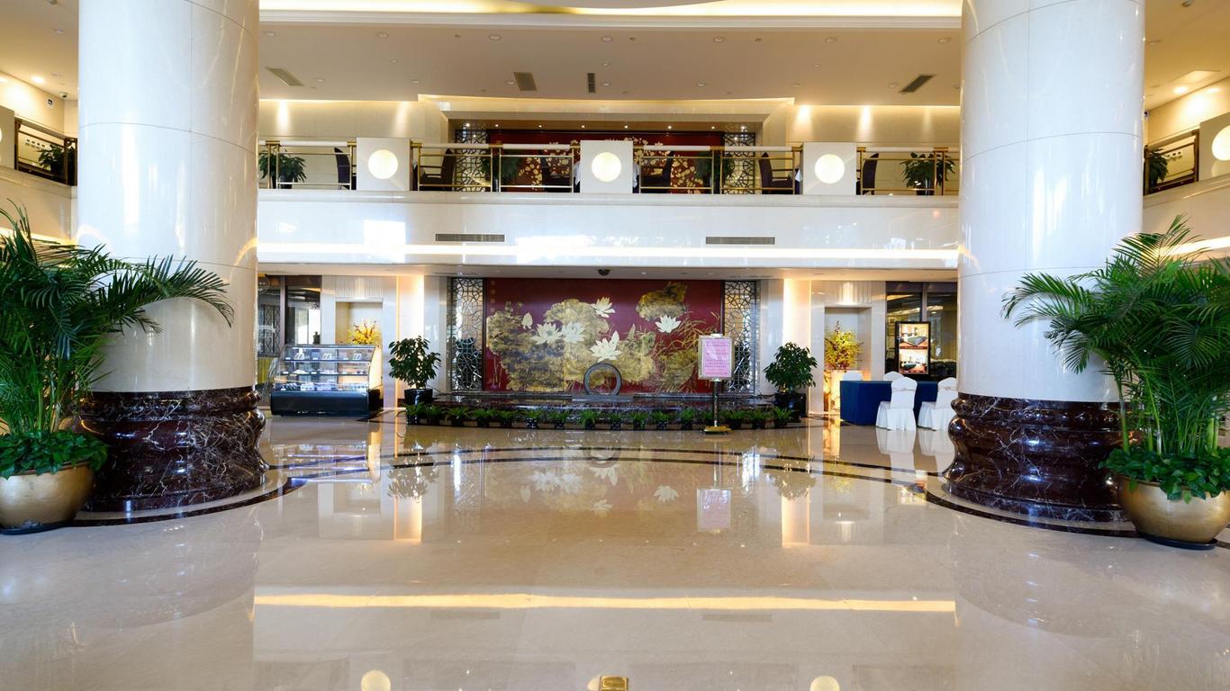 北京金龍潭大飯店