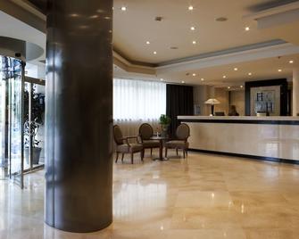 Hotel Valencia Center - Valencia - Front desk