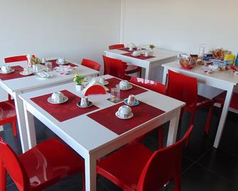 B&B Etna's Tourist - Catania - Restaurant