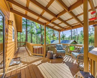 7 Mi To Ruidoso Winter Park: Quiet Cabin W/ Deck - Ruidoso - Патіо