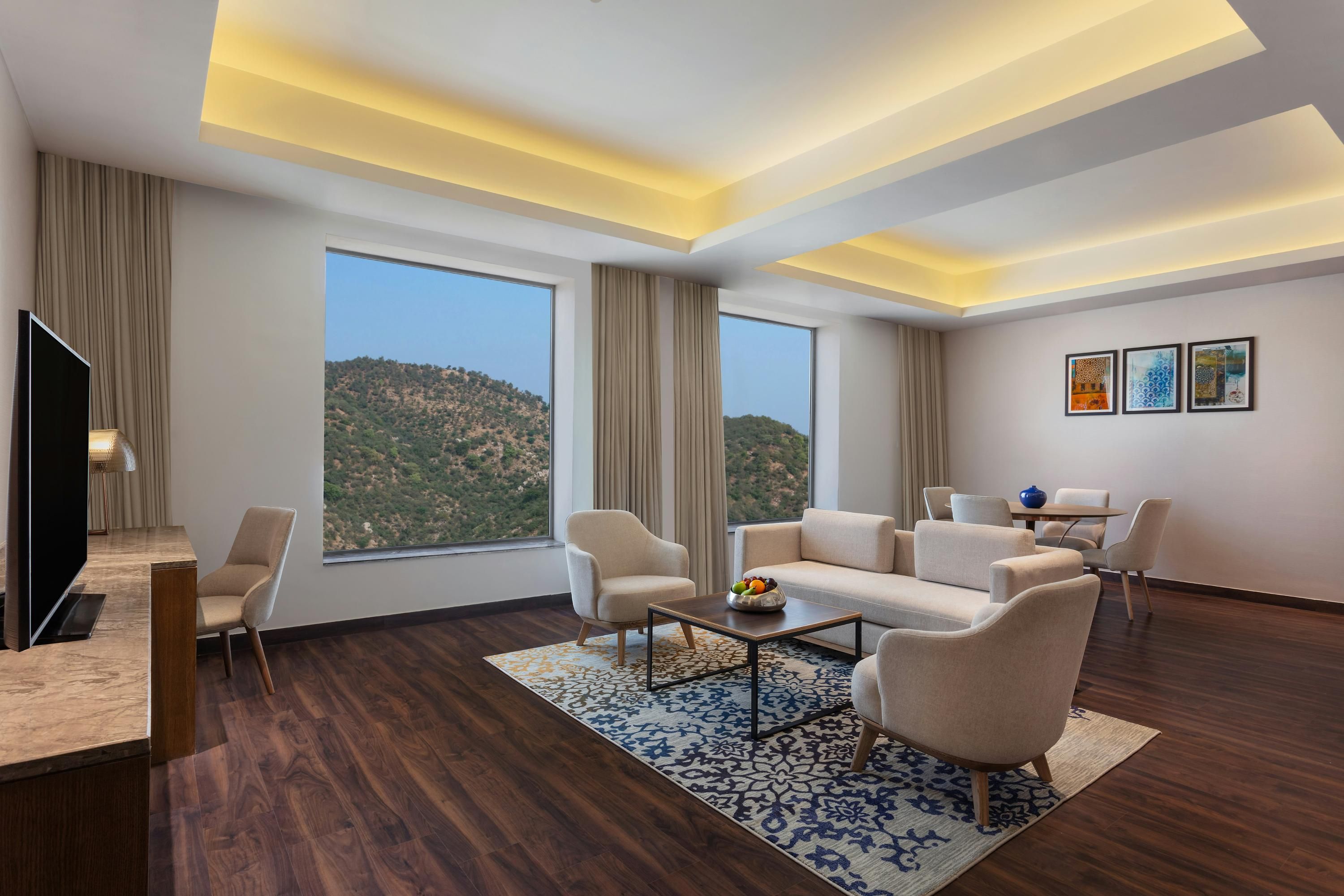 Doubletree By Hilton Jaipur Amer - Jaipur - Living room