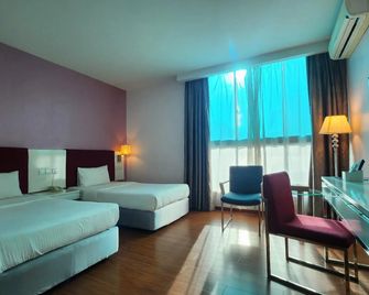 D North Star Hotel & Spa - Sandakan - Schlafzimmer