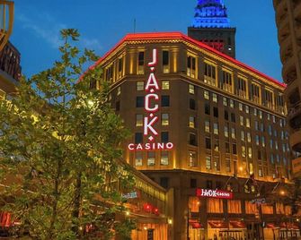 Dwntwn Luxury Suite Rock Hall, Stadium, Casino - Cleveland