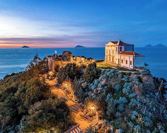 B&B Villa Bency - Capo d'Orlando