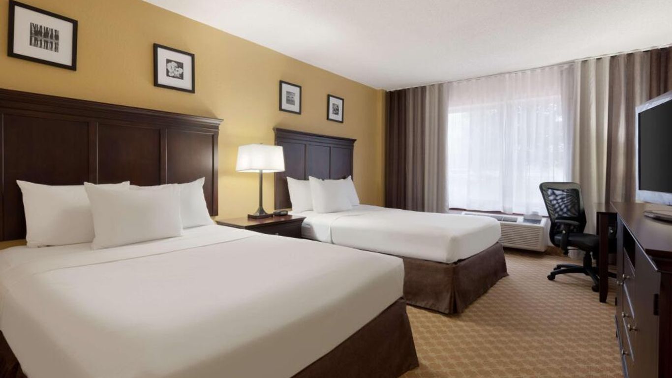 聖奧古斯丁市中心區卡爾森鄉村套房酒店 - 聖奧古斯汀