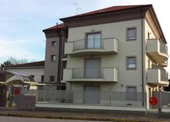 Residence Luna di Monza - Monza - Gebouw
