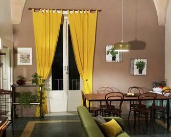 Casa Lo Re - Martina Franca - Dining room