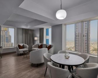 Residence Inn by Marriott Sheikh Zayed Road, Dubai - Dubai - Dining room