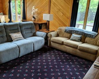 Cedar Lodge on Lake Michigan - Naubinway - Sala de estar