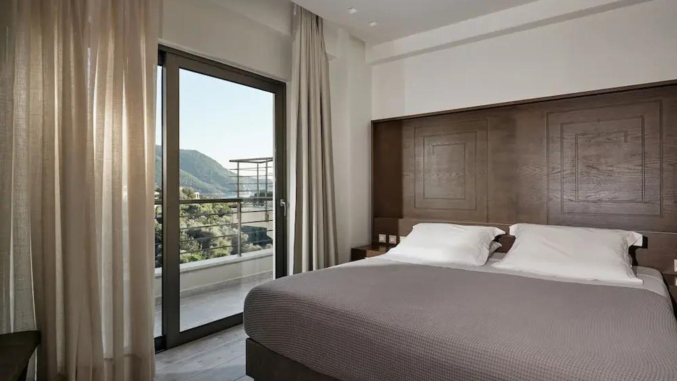 Prima Vista Beachfront Boutique Hotel