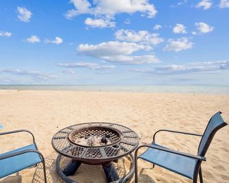 Waterfront Cabin with New Bath - Oscoda - Terasa