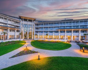 Mövenpick Balaland Resort Lake Balaton - Szántód - Gebouw