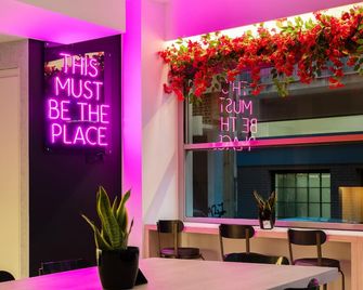 The Q Hotel - Atenas